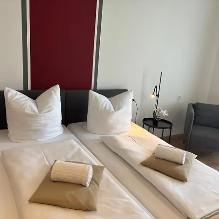 Smart Hotel *